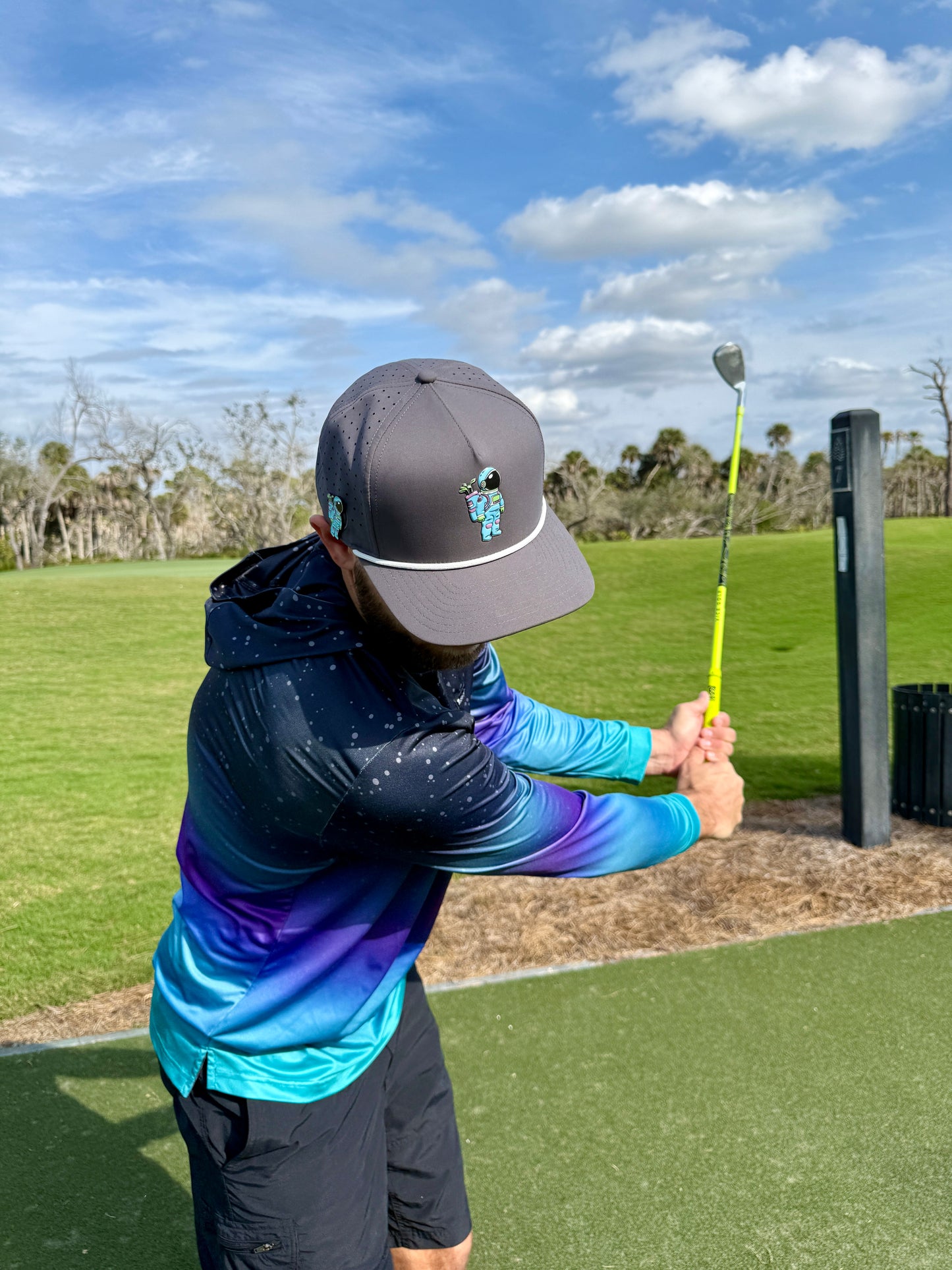 Astronaut Walker Golf Hat | Snapback Cap | Built-in Magnetic Ball Marker Holder + Marker Included | Adjustable Gray