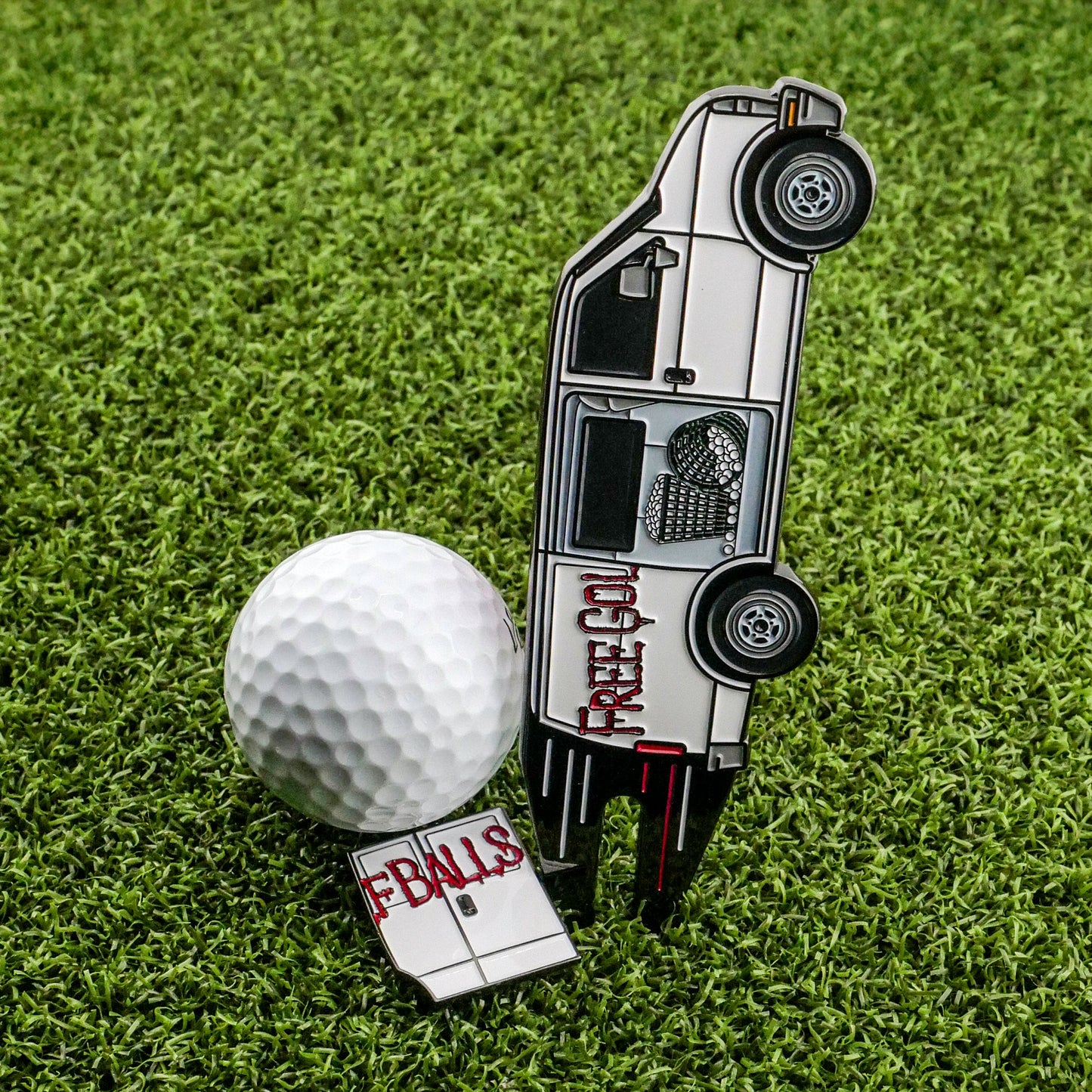 Free Golf Ball Van Divot Tool